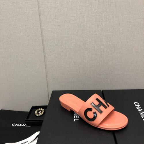 High Quality Luxury Chanel Color Matching Letter Leather Buckle Slippers – Style 49830 product detail