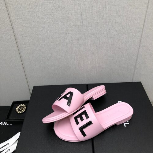 High Quality Luxury Chanel Color Matching Letter Leather Buckle Slippers – Style 51526 product detail