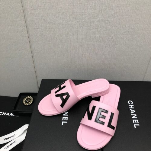 High Quality Luxury Chanel Color Matching Letter Leather Buckle Slippers – Style 51526 product detail