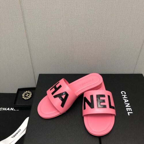 High Quality Luxury Chanel Color Matching Letter Leather Buckle Slippers – Style 87686 product detail