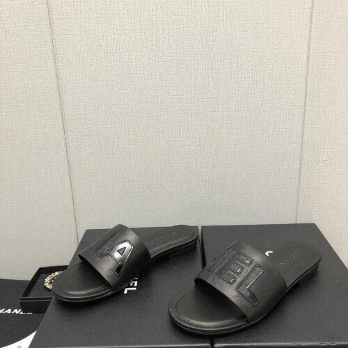 High Quality Luxury Chanel Color Matching Letter Leather Buckle Slippers – Style 89382 product detail