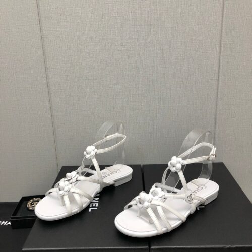 High Quality Luxury Chanel Classic Chain Accessories Flower Sandals alternate view