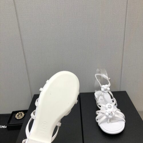 High Quality Luxury Chanel Classic Chain Accessories Flower Sandals product detail