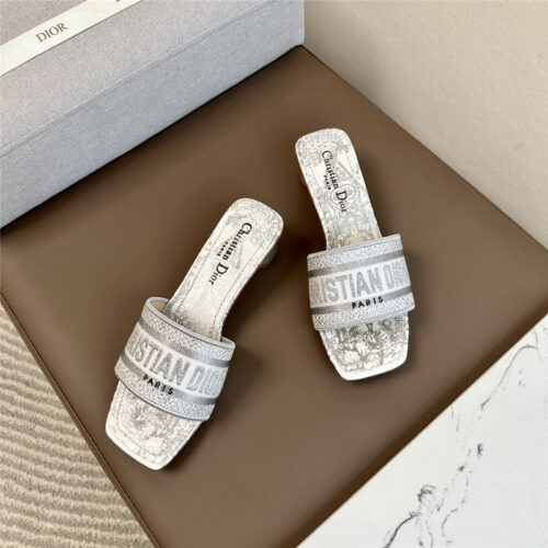 High Quality Luxury Dior Logo Embroidered Slippers – Style 06918 alternate view