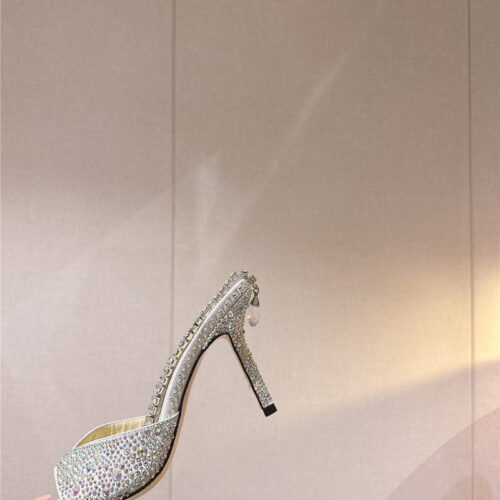 High Quality Luxury Jimmy Choo Rhinestone Chain Heels product detail