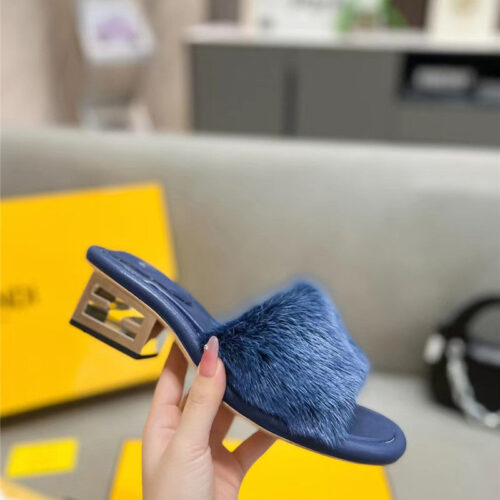 High Quality Luxury Fendi New Mink Fur Slippers – Style 18387 alternate view