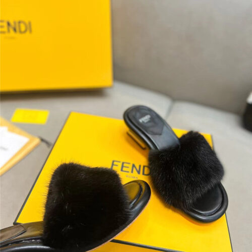 High Quality Luxury Fendi New Mink Fur Slippers product detail