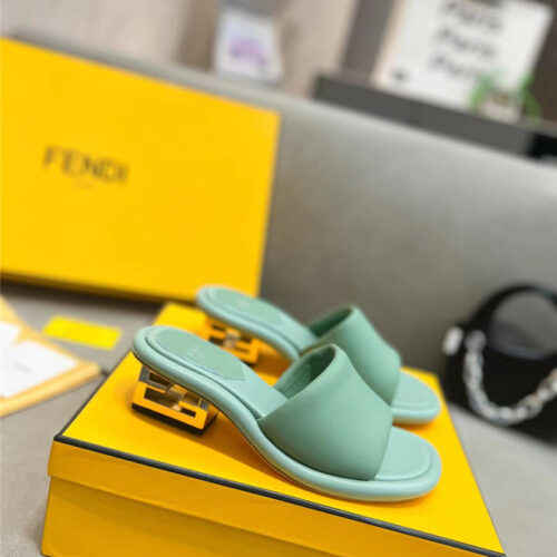 High Quality Luxury Fendi New Slippers – Style 43219 product detail