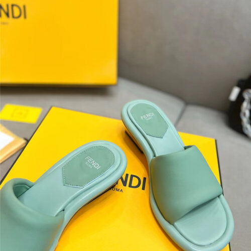 High Quality Luxury Fendi New Slippers – Style 43219 product detail