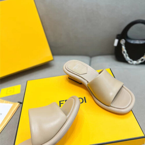 High Quality Luxury Fendi New Slippers – Style 55091 product detail