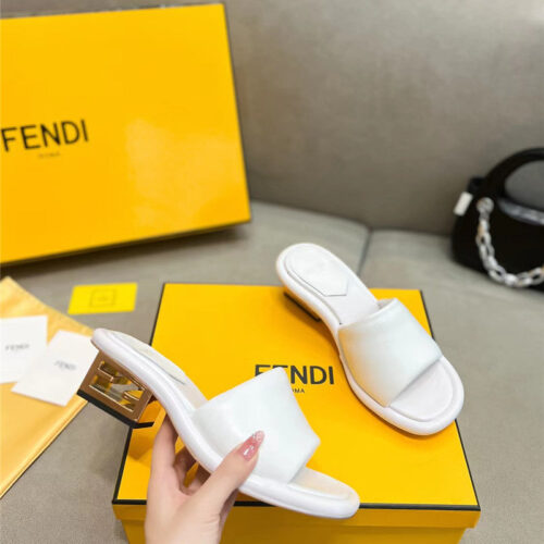 High Quality Luxury Fendi New Slippers alternate view