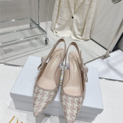 High Quality Luxury Dior Kitten Heel High Heels – Style 47814 product detail