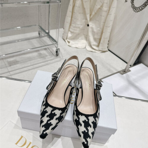 High Quality Luxury Dior Kitten Heel High Heels – Style 94150 product detail
