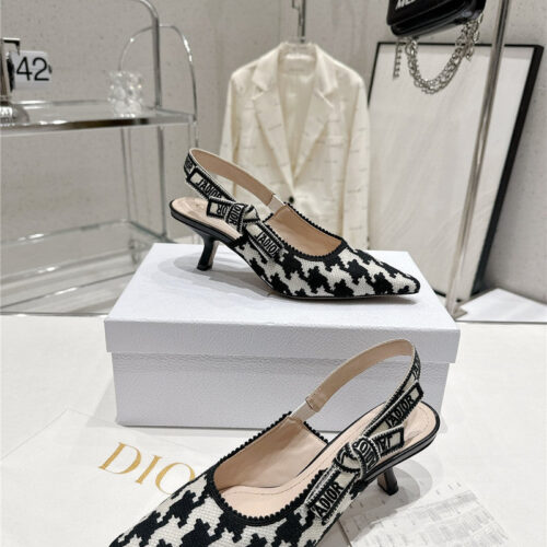 High Quality Luxury Dior Kitten Heel High Heels – Style 94150 product detail