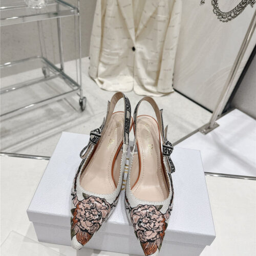 High Quality Luxury Dior Kitten Heel High Heels – Style 35398 product detail