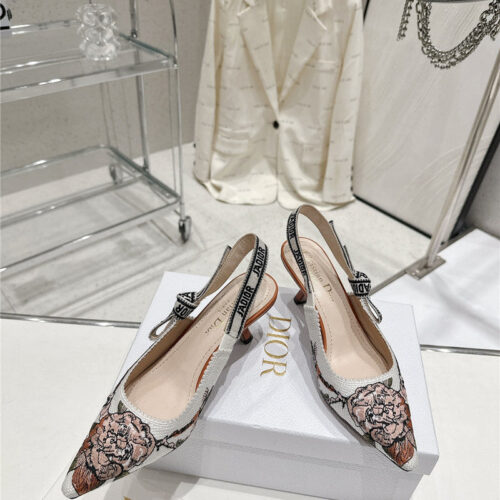 High Quality Luxury Dior Kitten Heel High Heels – Style 35398 product detail