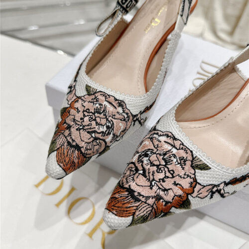 High Quality Luxury Dior Kitten Heel High Heels – Style 35398 product detail