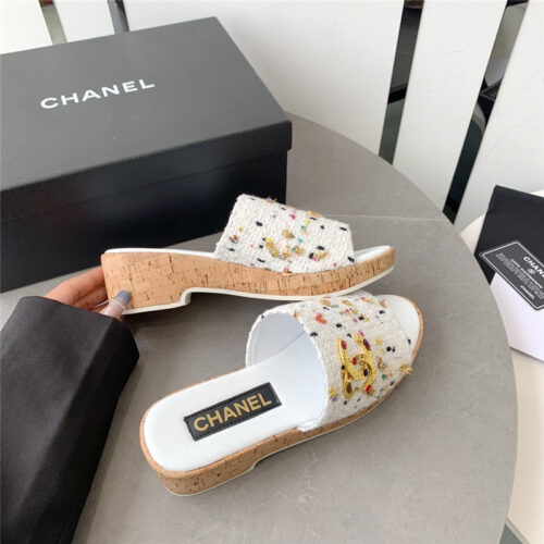 High Quality Luxury Chanel Rhombus Thick-Soled Flip Flops – Style 51078 product detail