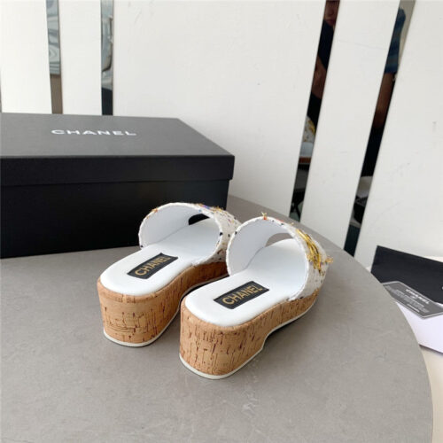 High Quality Luxury Chanel Rhombus Thick-Soled Flip Flops – Style 51078 product detail