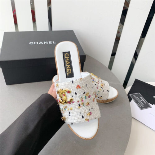 High Quality Luxury Chanel Rhombus Thick-Soled Flip Flops – Style 51078 product detail
