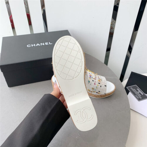 High Quality Luxury Chanel Rhombus Thick-Soled Flip Flops – Style 51078 product detail