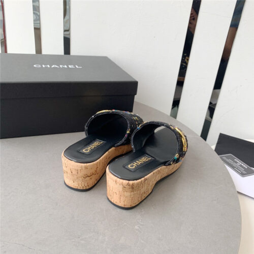 High Quality Luxury Chanel Rhombus Thick-Soled Flip Flops – Style 92326 product detail