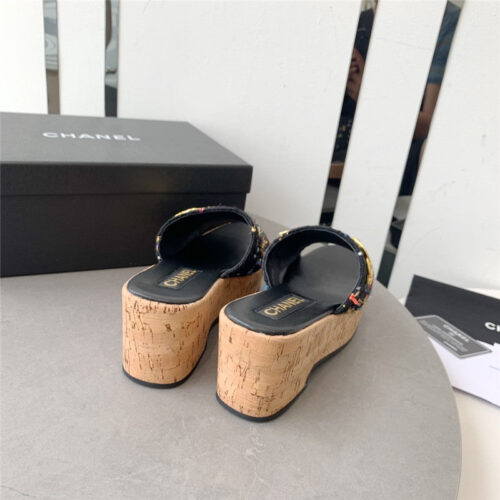 High Quality Luxury Chanel Rhombus Thick-Soled Flip Flops – Style 97414 product detail