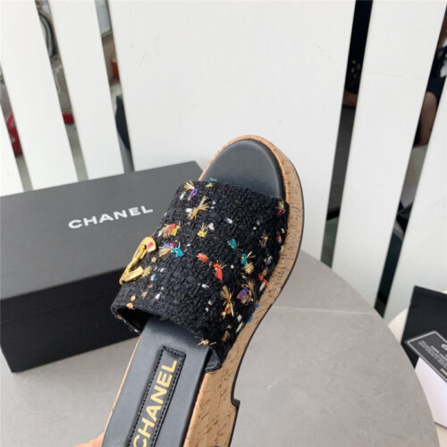 High Quality Luxury Chanel Rhombus Thick-Soled Flip Flops – Style 97414 product detail
