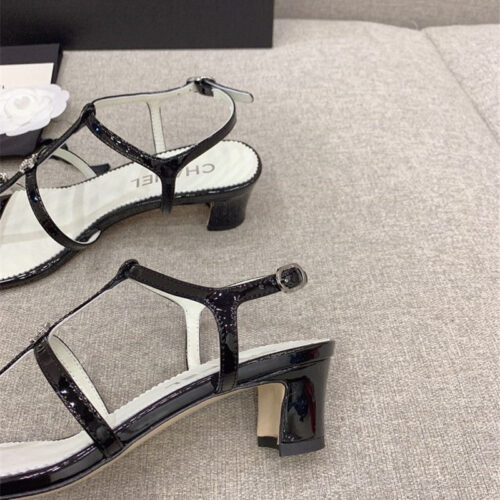High Quality Luxury Chanel New Chain Chunky Heel Sandals – Style 98150 product detail