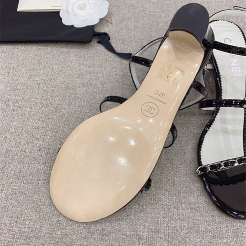 High Quality Luxury Chanel New Chain Chunky Heel Sandals – Style 98150 product detail