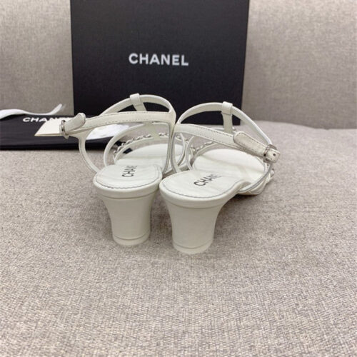 High Quality Luxury Chanel New Chain Chunky Heel Sandals product detail