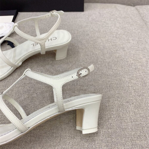 High Quality Luxury Chanel New Chain Chunky Heel Sandals product detail