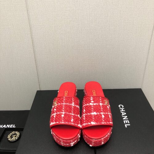 High Quality Luxury Chanel Rubber Outsole High Imitation Water Platform Slippers product detail