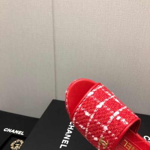High Quality Luxury Chanel Rubber Outsole High Imitation Water Platform Slippers product detail