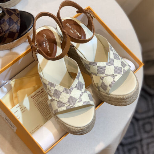High Quality Luxury Louis Vuitton Hot Diamond Wedge Sandals product detail
