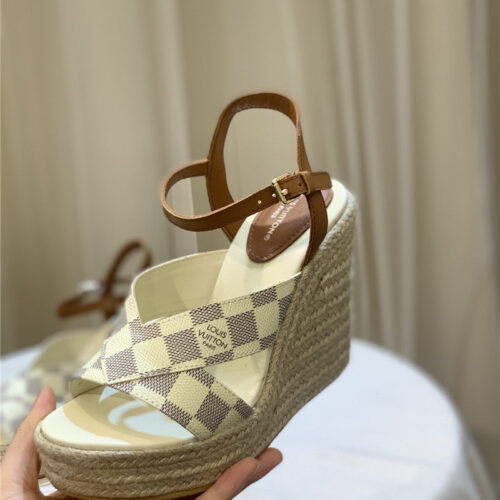 High Quality Luxury Louis Vuitton Hot Diamond Wedge Sandals product detail