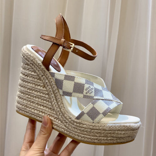 High Quality Luxury Louis Vuitton Hot Diamond Wedge Sandals product detail