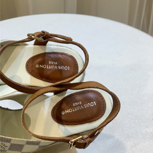 High Quality Luxury Louis Vuitton Hot Diamond Wedge Sandals product detail