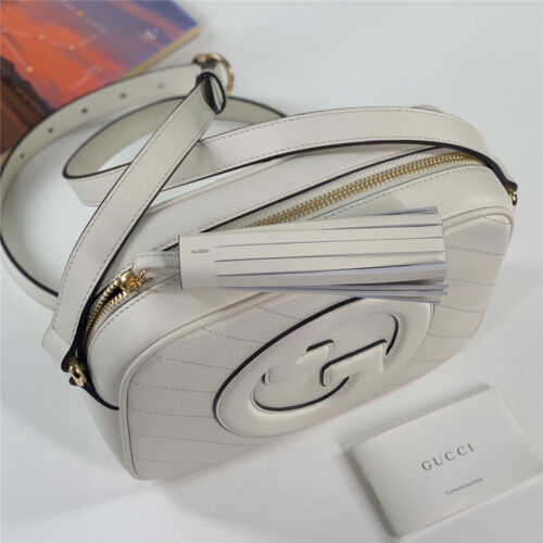 High Quality Luxury Gucci Blondie Small Shoulder Bag product detail
