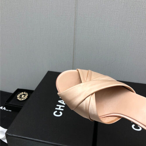 High Quality Luxury Chanel Spring And Summer Vacation Series Sandals product detail