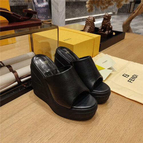 High Quality Luxury Fendi Wedge Platform Sandals