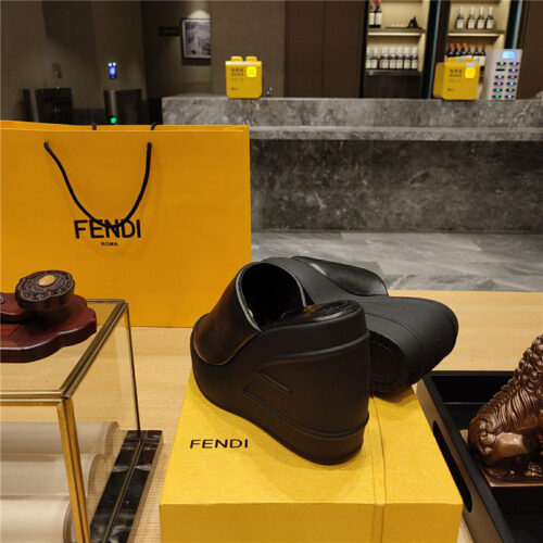 High Quality Luxury Fendi Wedge Platform Sandals product detail