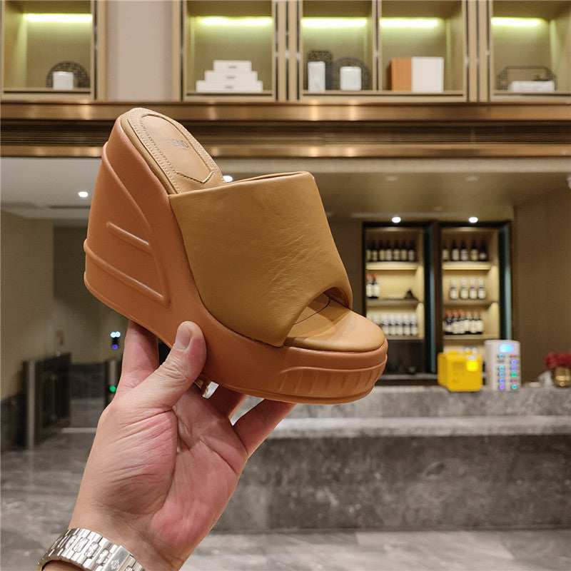 High Quality Luxury Fendi Wedge Platform Sandals – Style 08723 product detail