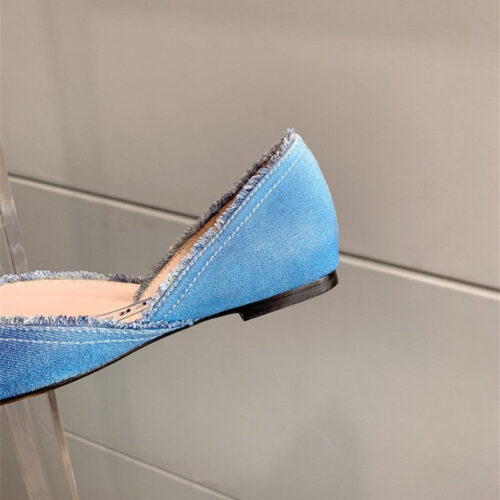 High Quality Luxury Roger Vivier New Hollow Square Buckle Flat Bottom – Style 71540 product detail