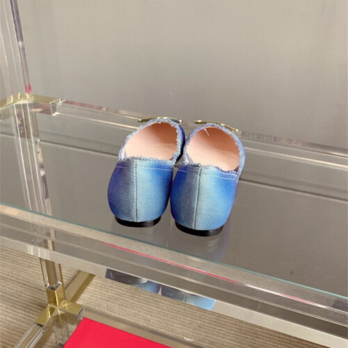 High Quality Luxury Roger Vivier New Hollow Square Buckle Flat Bottom – Style 71540 product detail