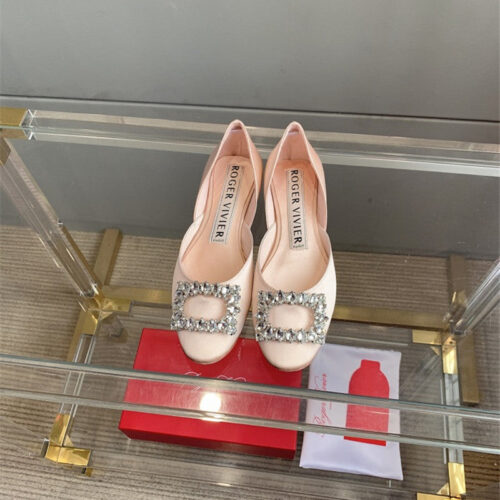 High Quality Luxury Roger Vivier New Hollow Square Buckle Flat Bottom product detail