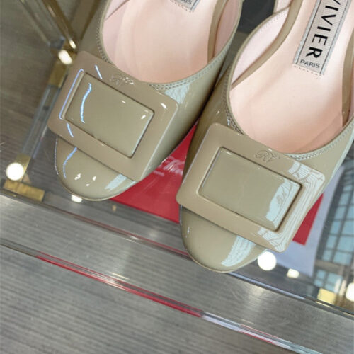 High Quality Luxury Roger Vivier New Hollow Square Buckle Flat Bottom – Style 97524 product detail