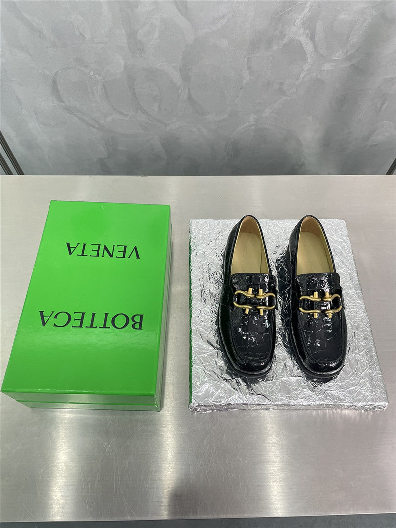High Quality Luxury Bottega Veneta Horseshoe Buckle Loafers – Style 65958 product detail