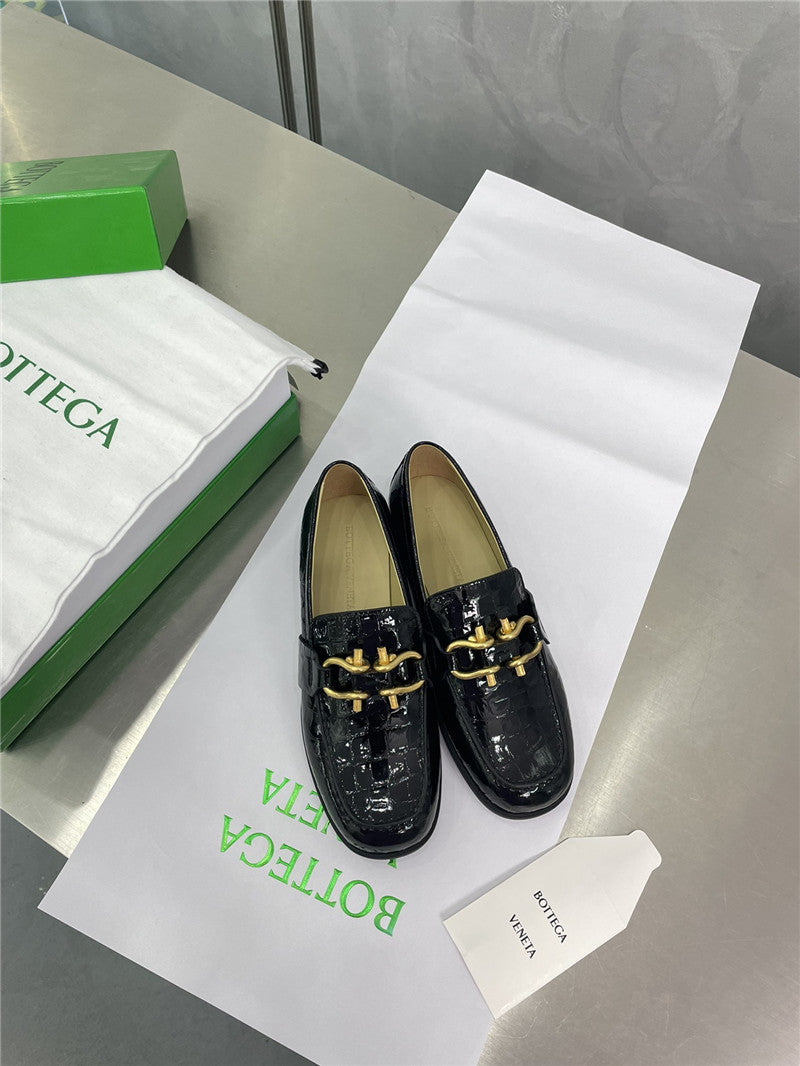 High Quality Luxury Bottega Veneta Horseshoe Buckle Loafers – Style 65958