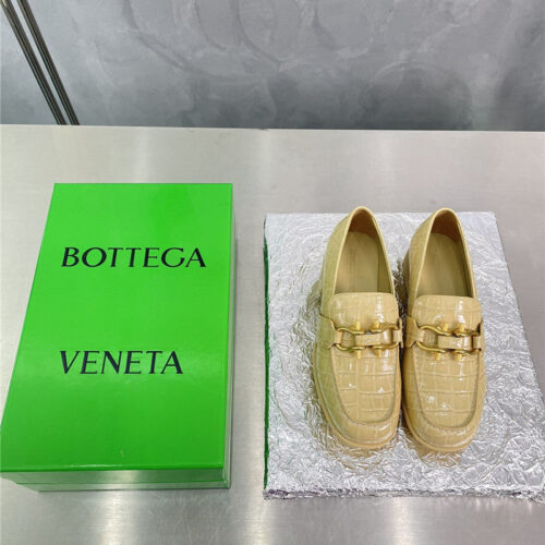High Quality Luxury Bottega Veneta Horseshoe Buckle Loafers – Style 02118 product detail
